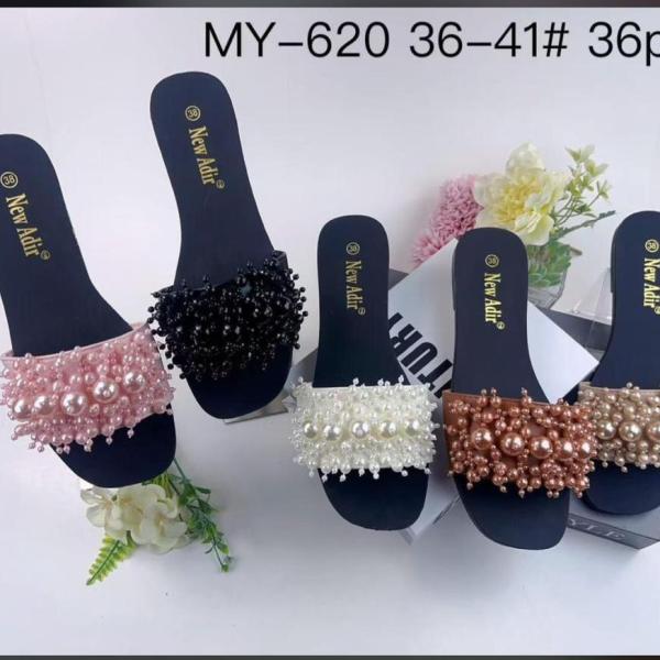 Ladies slippers